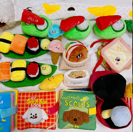 Interactive Sniffing Dog Toy – Food Hiding Cloth Book