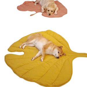 Leaf Pet Sleeping Mat – Washable, Soft & Stylish All-Season Bed