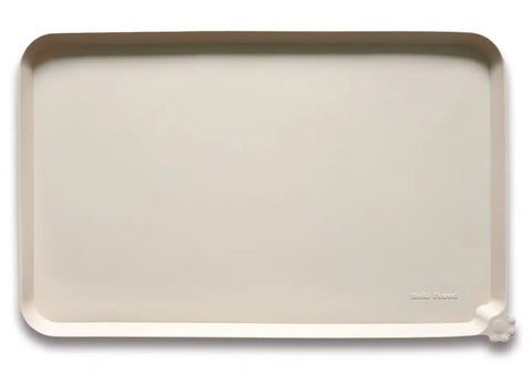 PapayaWhip light cream ivory silicone pet feeding mat with protective rim.